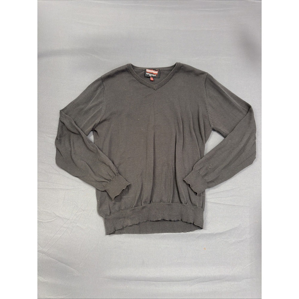 No Retreat v-neck sweater features a dark gray knit fabric and ribbed cuffs Sz L